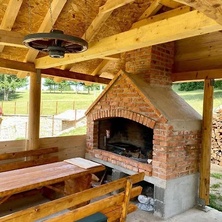 Holiday home Vikendica Amra I Indir Travnik