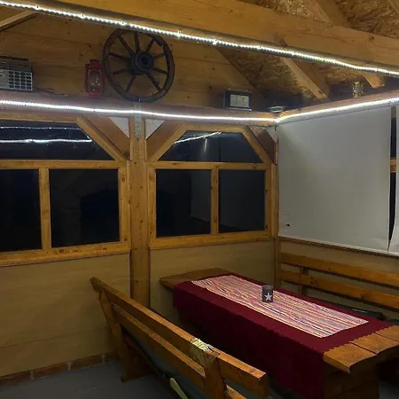 Semesterbostad Vikendica Amra I Indir